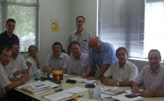 - Primeiro faturamento mensal de 10 milhões;
- Início das reuniões mensais do Conselho de Administração;
- Prêmio TopMobile - 3 melhores do setor Moveleiro;
- Comemoração 15 anos.
